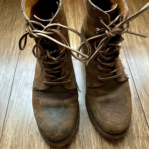 Frye Sabrina 6G Brown Distressed Suede Wood Heel - Picture 6 of 9